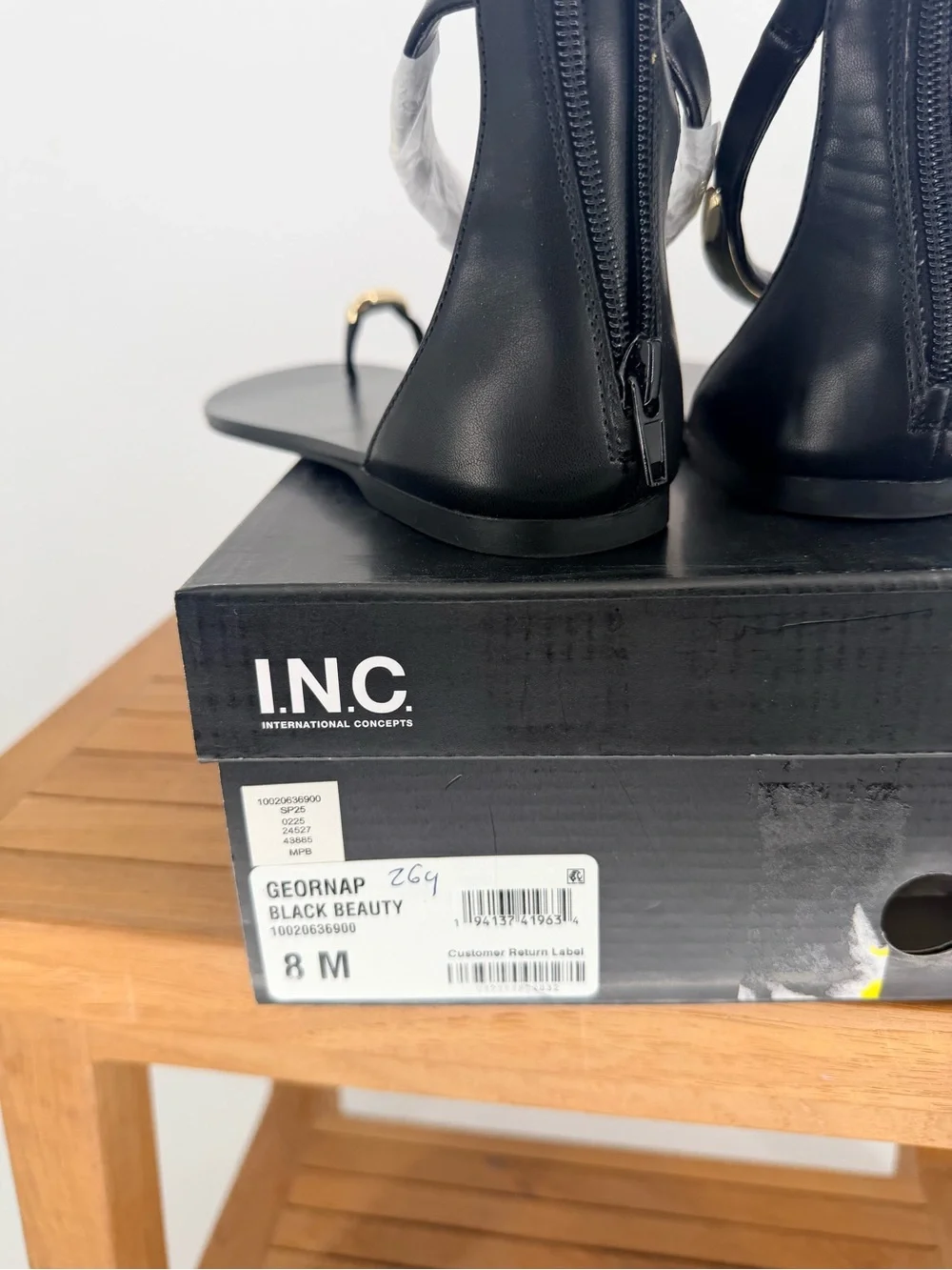 New INC International Concepts GEORNA Black Toe-Ring Ankle-Strap Sandals SIZE 8
